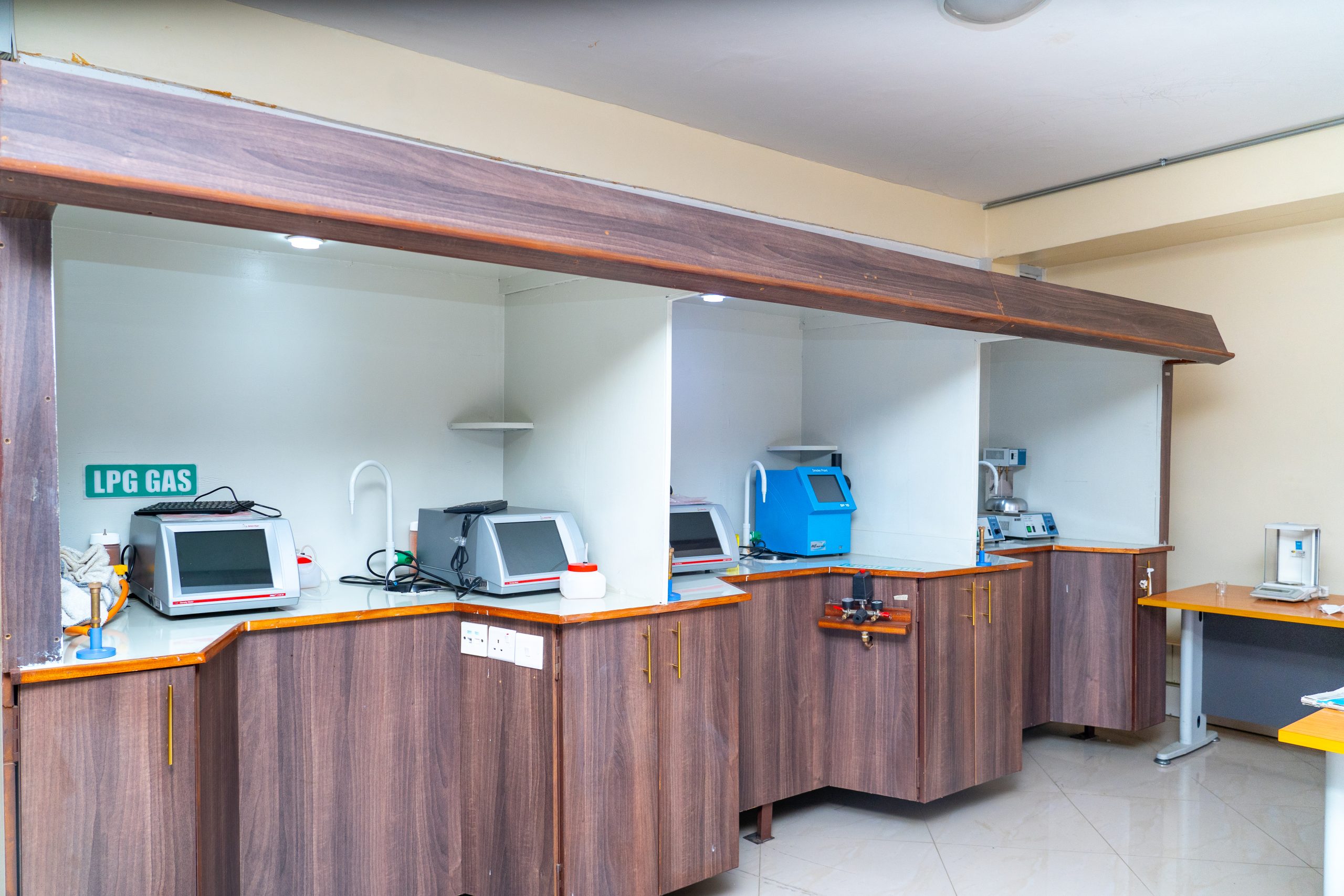 Morendat_Densitometer, Smoke Point Detecter and Flash Point Tester_Nairobi