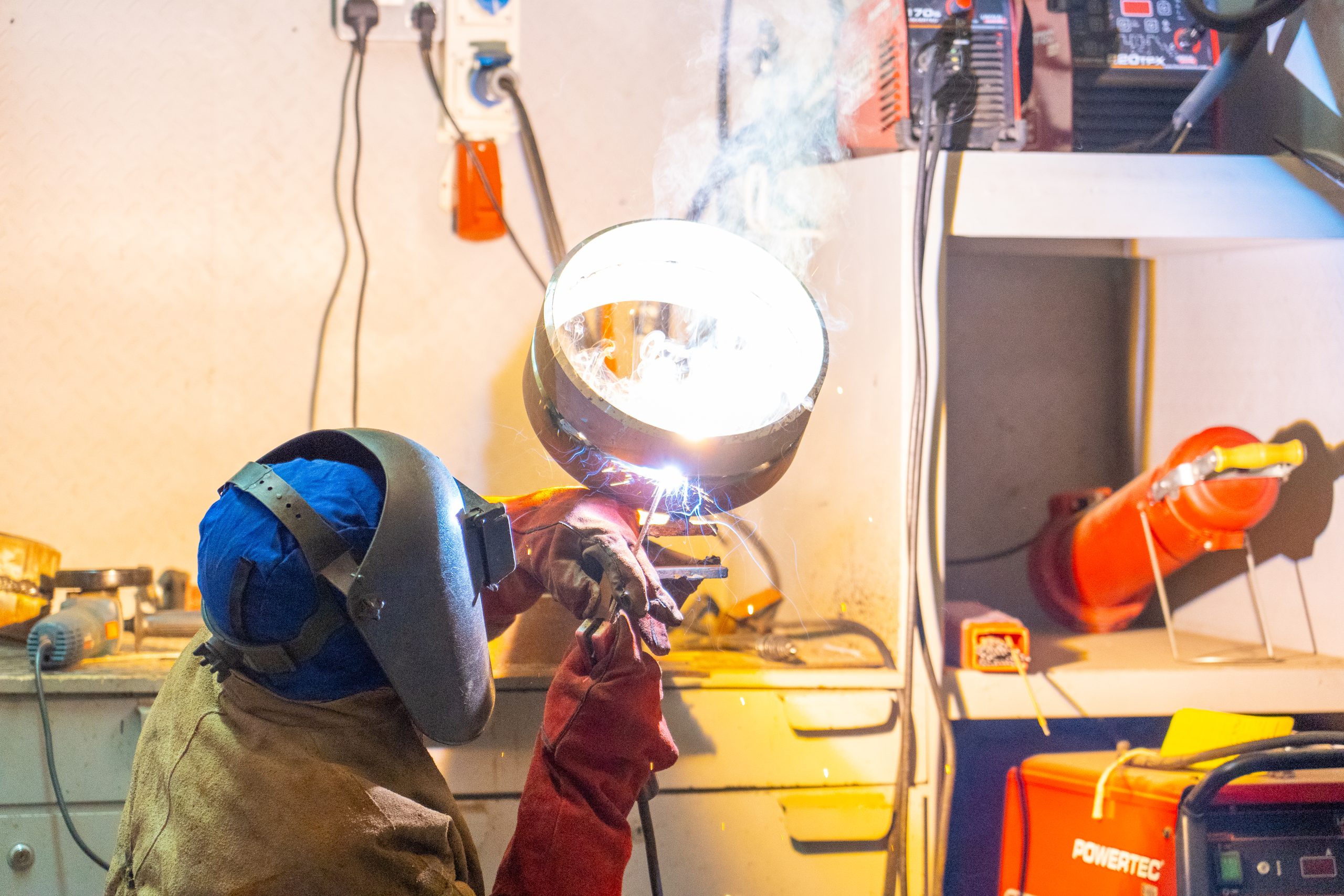 WELDING AND FABRICATION LEVEL 4